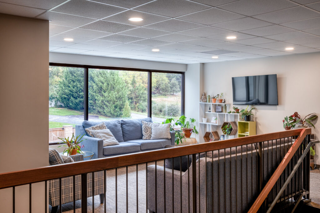 Mountaineer IP - Women's 2nd Floor Rec Lounge